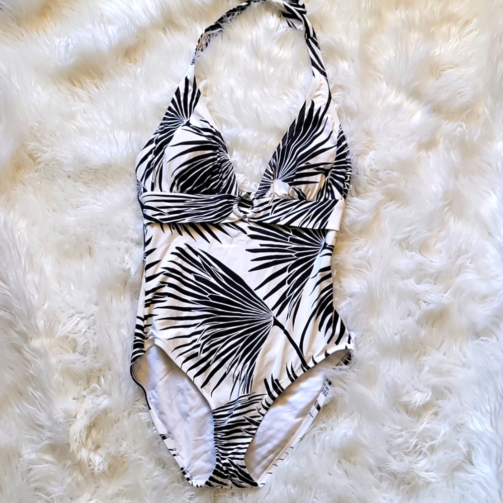 Tommy Bahama One Piece Swimsuit 🩱